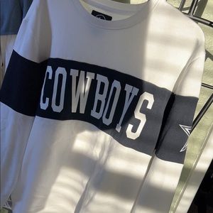 Unisex cowboys sweater size L